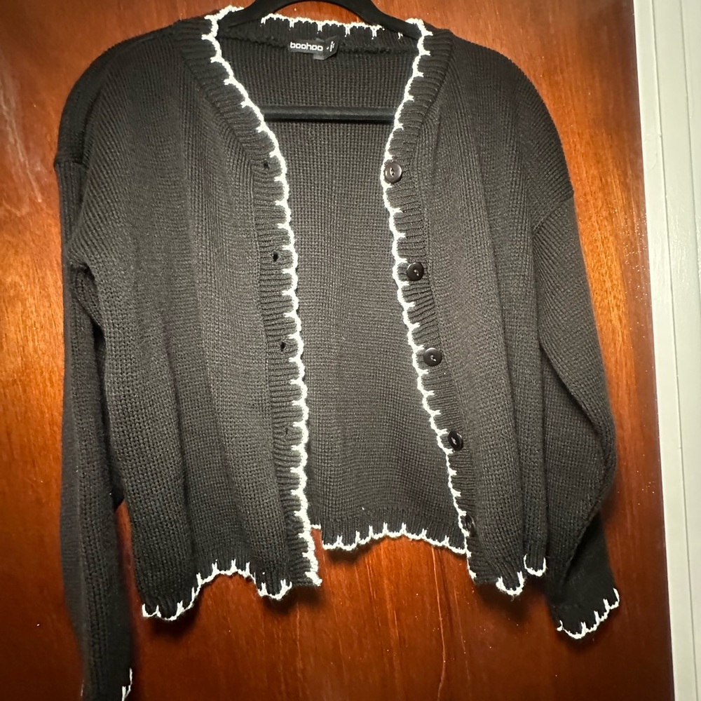 Boohoo Black Cardigan with White Scallop Trim